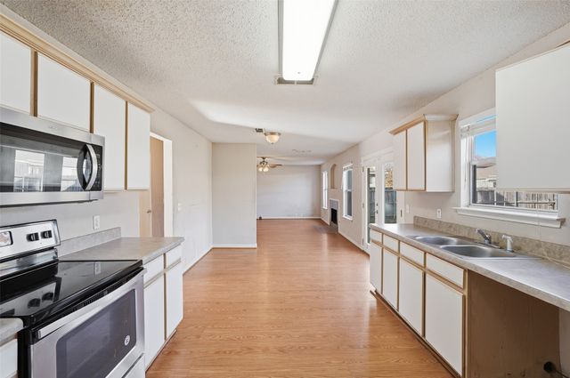 1016 Beechwood Drive, Denton, TX 76210