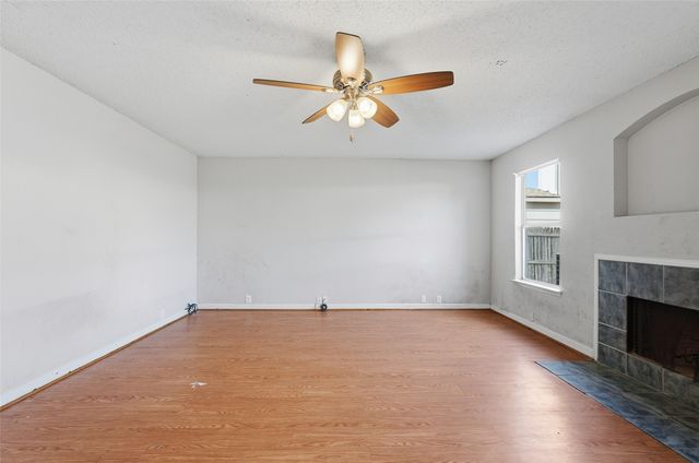 1016 Beechwood Drive, Denton, TX 76210