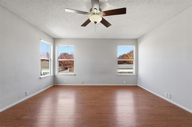 1016 Beechwood Drive, Denton, TX 76210