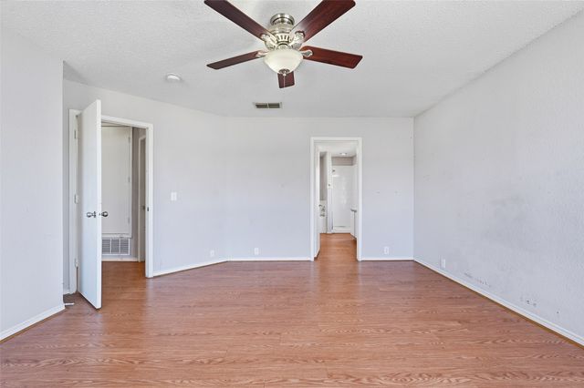 1016 Beechwood Drive, Denton, TX 76210