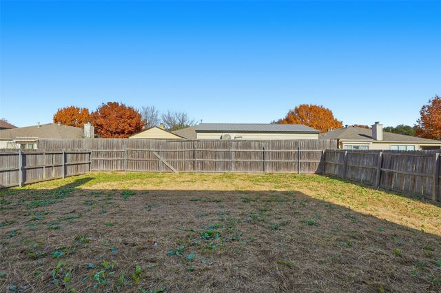 1016 Beechwood Drive, Denton, TX 76210