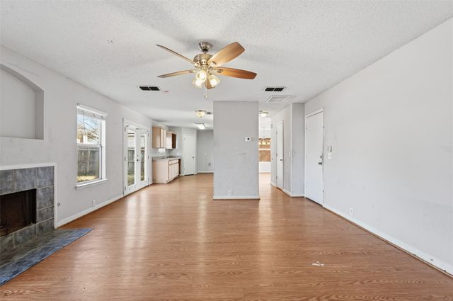 1016 Beechwood Drive, Denton, TX 76210