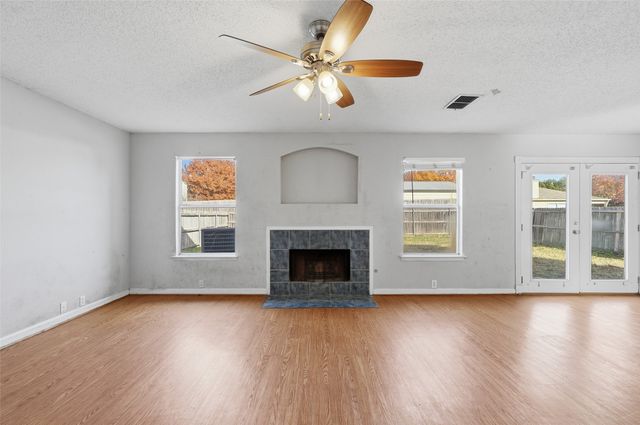 1016 Beechwood Drive, Denton, TX 76210