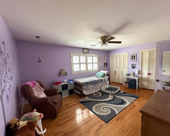1866 Capri Drive, Charleston, SC 29407