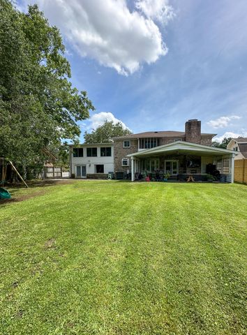 1866 Capri Drive, Charleston, SC 29407