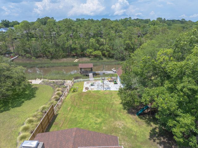 1866 Capri Drive, Charleston, SC 29407