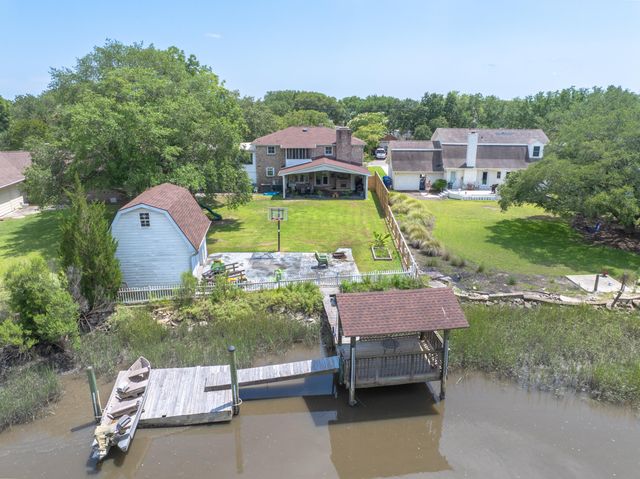 1866 Capri Drive, Charleston, SC 29407