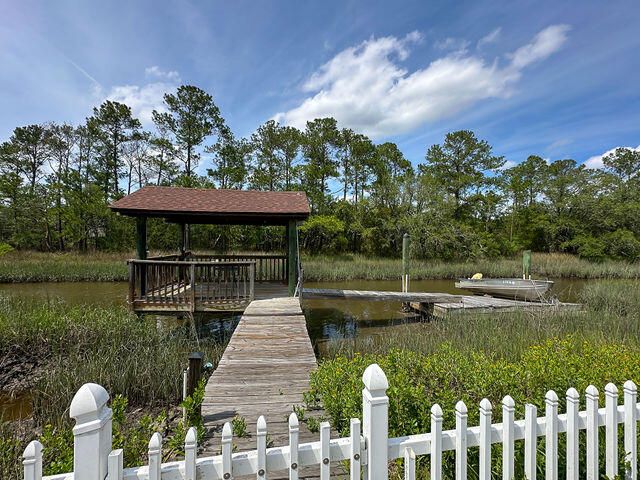 1866 Capri Drive, Charleston, SC 29407