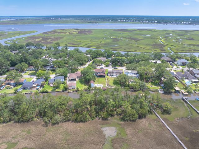 1866 Capri Drive, Charleston, SC 29407