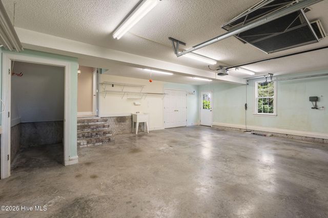 8930 Rosewood Court NW, Calabash, NC 28467