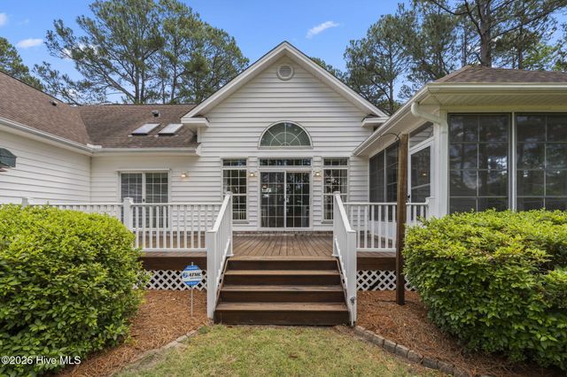 8930 Rosewood Court NW, Calabash, NC 28467
