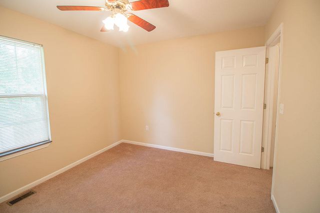 5307 E TRIKALLA DR, Columbia, MO 65202