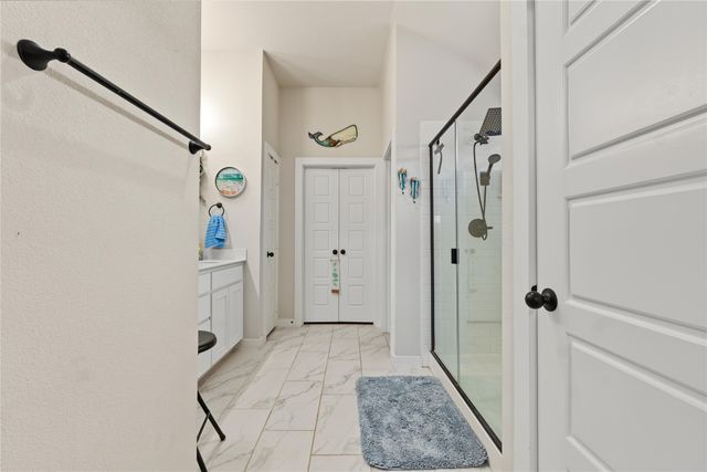 1400 Quail Creek Drive, Cleburne, TX 76033