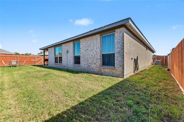 1400 Quail Creek Drive, Cleburne, TX 76033