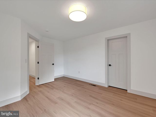 5780 WILD LILAC DR, East Petersburg, PA 17520