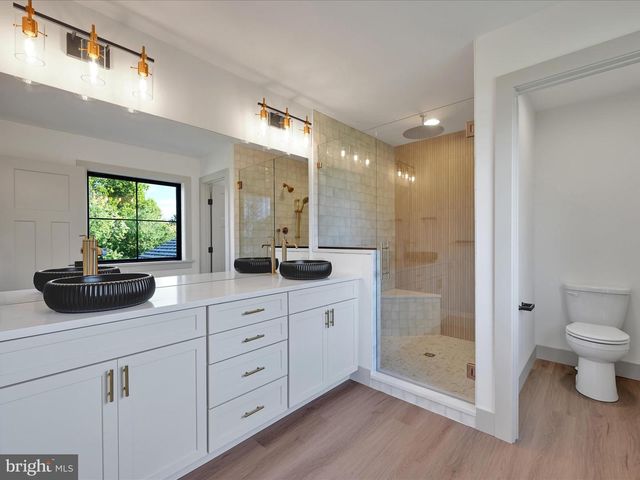 5780 WILD LILAC DR, East Petersburg, PA 17520