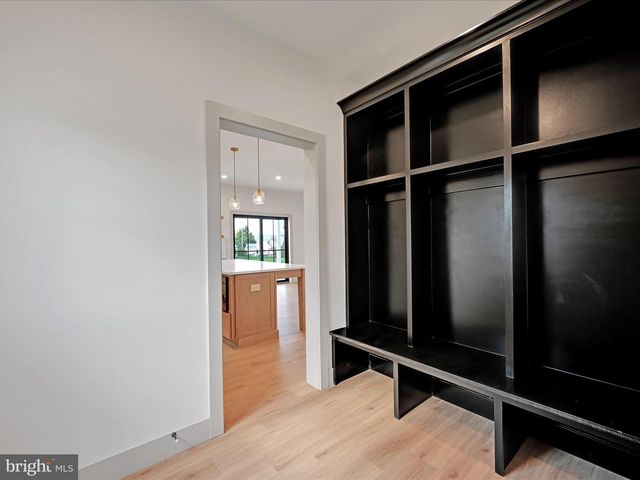 5780 WILD LILAC DR, East Petersburg, PA 17520