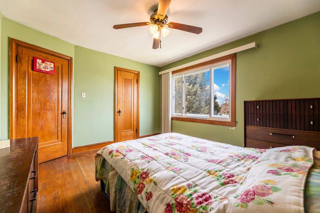 5255 S Menard Avenue, Chicago, IL 60638