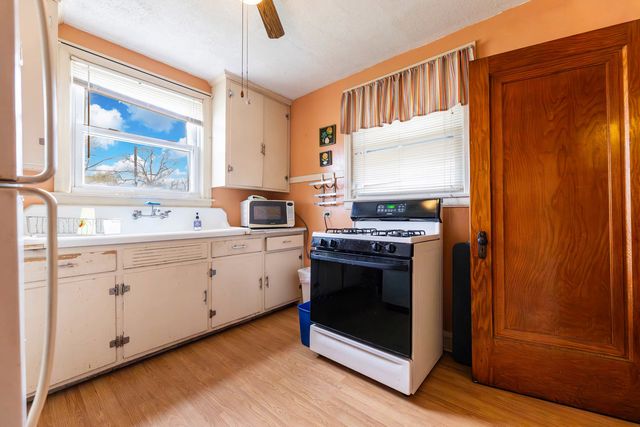 5255 S Menard Avenue, Chicago, IL 60638