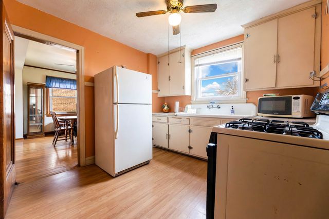 5255 S Menard Avenue, Chicago, IL 60638