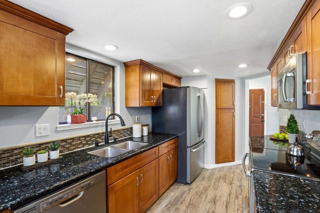 5560 Sunspring Circle, San Jose, CA 95138