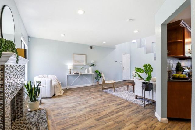 5560 Sunspring Circle, San Jose, CA 95138