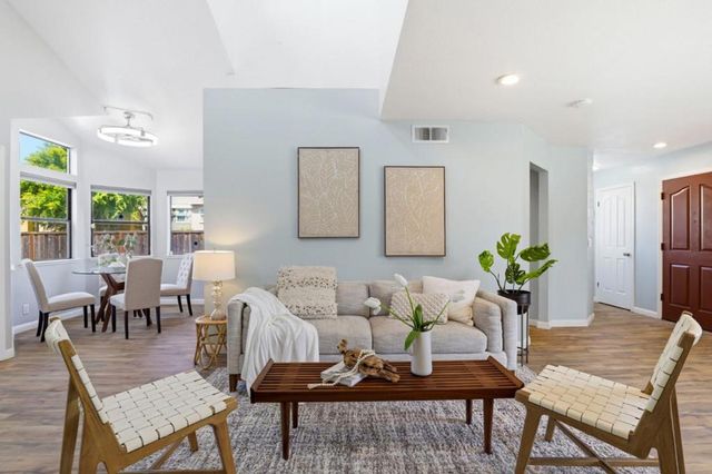 5560 Sunspring Circle, San Jose, CA 95138
