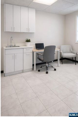 263 Washington Avenue 2A, Dumont, NJ 07628