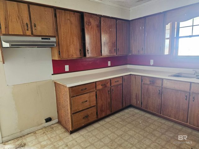 59575 Lottie Road, Atmore, AL 36502