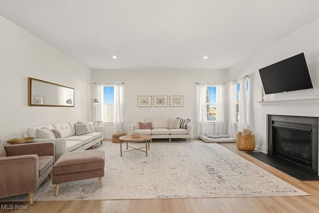 1675 Duncan Way, Streetsboro, OH 44241