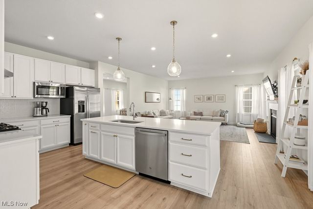 1675 Duncan Way, Streetsboro, OH 44241