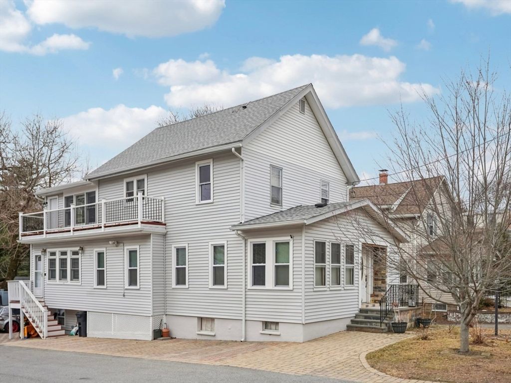 156 Lowell, Lexington, MA 02420