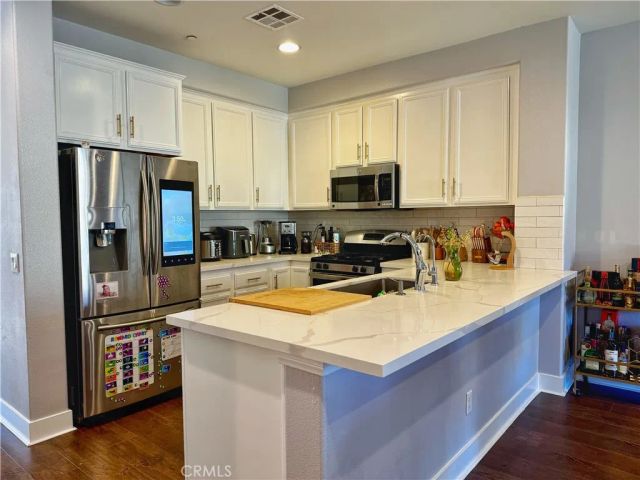 10522 Poinsettia Ln, Santa Fe Springs, CA 90670