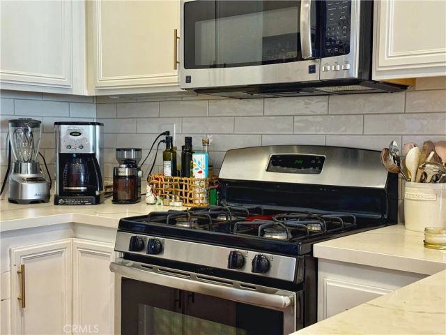 10522 Poinsettia Ln, Santa Fe Springs, CA 90670