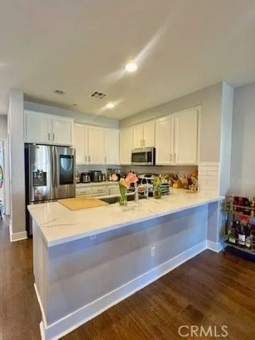 10522 Poinsettia Ln, Santa Fe Springs, CA 90670