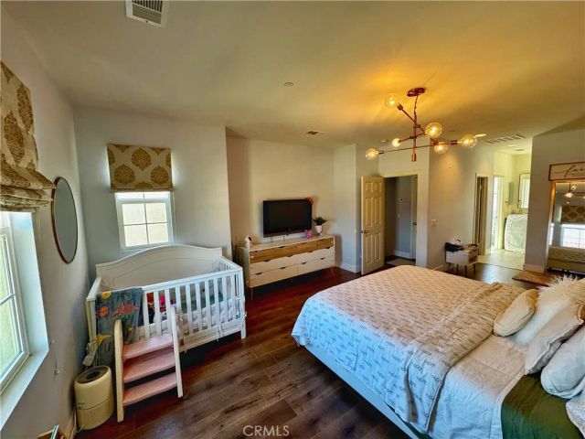 10522 Poinsettia Ln, Santa Fe Springs, CA 90670