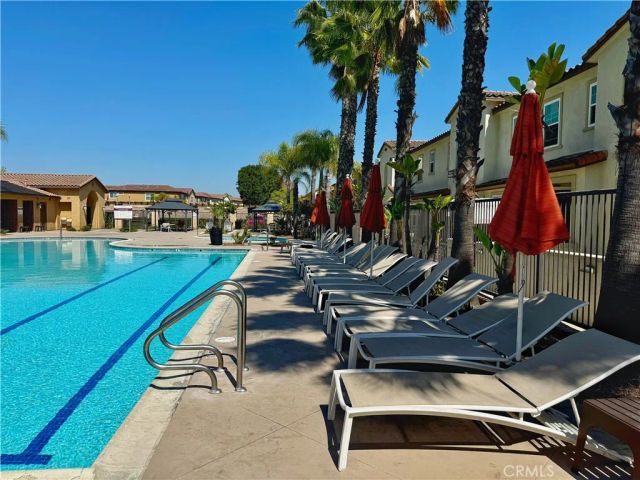 10522 Poinsettia Ln, Santa Fe Springs, CA 90670
