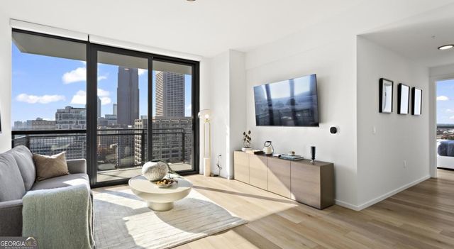 811 Peachtree Street NE 1320, Atlanta, GA 30308