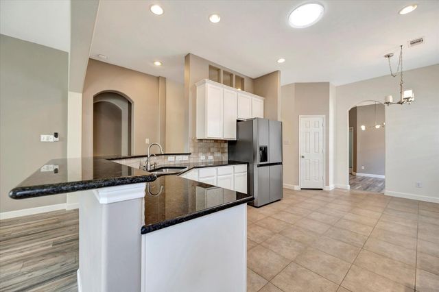 2291 Catalonia Cove, League City, TX 77573