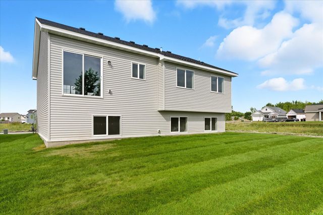 4690 89th Street NE, Monticello, MN 55362
