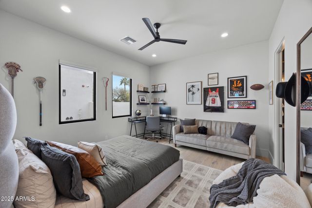 8520 E CACTUS WREN Road, Scottsdale, AZ 85250