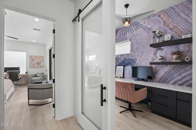 8520 E CACTUS WREN Road, Scottsdale, AZ 85250