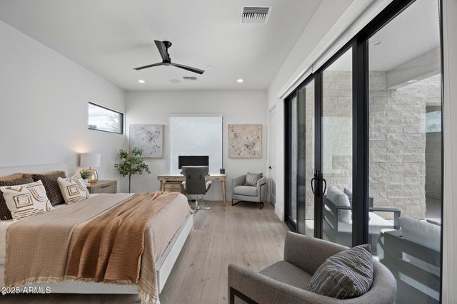 8520 E CACTUS WREN Road, Scottsdale, AZ 85250