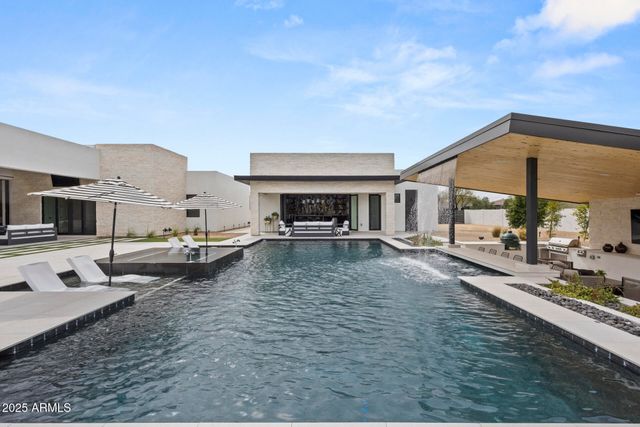 8520 E CACTUS WREN Road, Scottsdale, AZ 85250