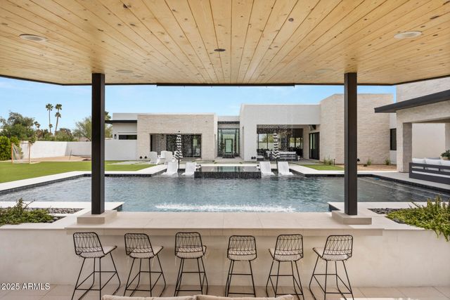 8520 E CACTUS WREN Road, Scottsdale, AZ 85250