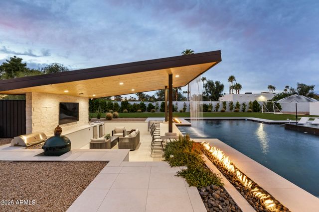 8520 E CACTUS WREN Road, Scottsdale, AZ 85250