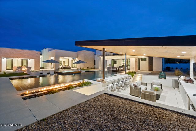 8520 E CACTUS WREN Road, Scottsdale, AZ 85250