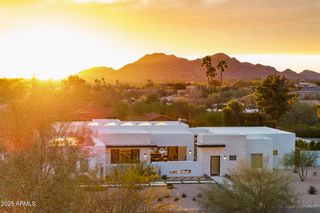 8520 E CACTUS WREN Road, Scottsdale, AZ 85250