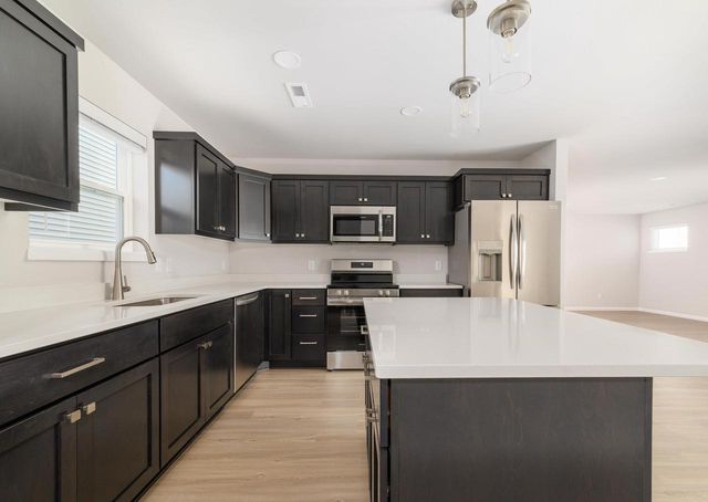 5298 Athlone Road, Fitchburg, WI 53711