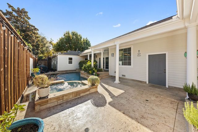 4927 W Hanover Avenue, Dallas, TX 75209